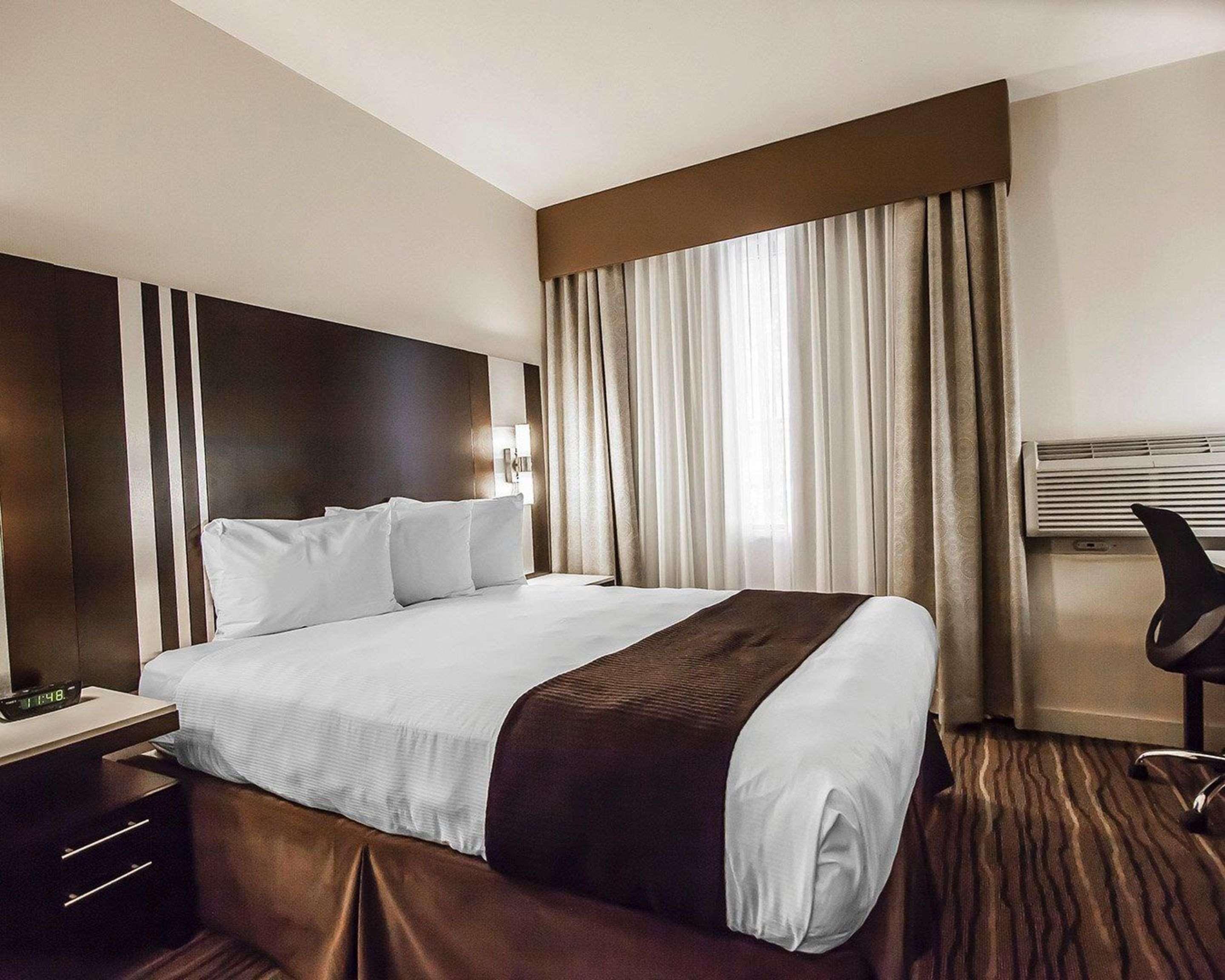 Quality Hotel Airport South Richmond Extérieur photo