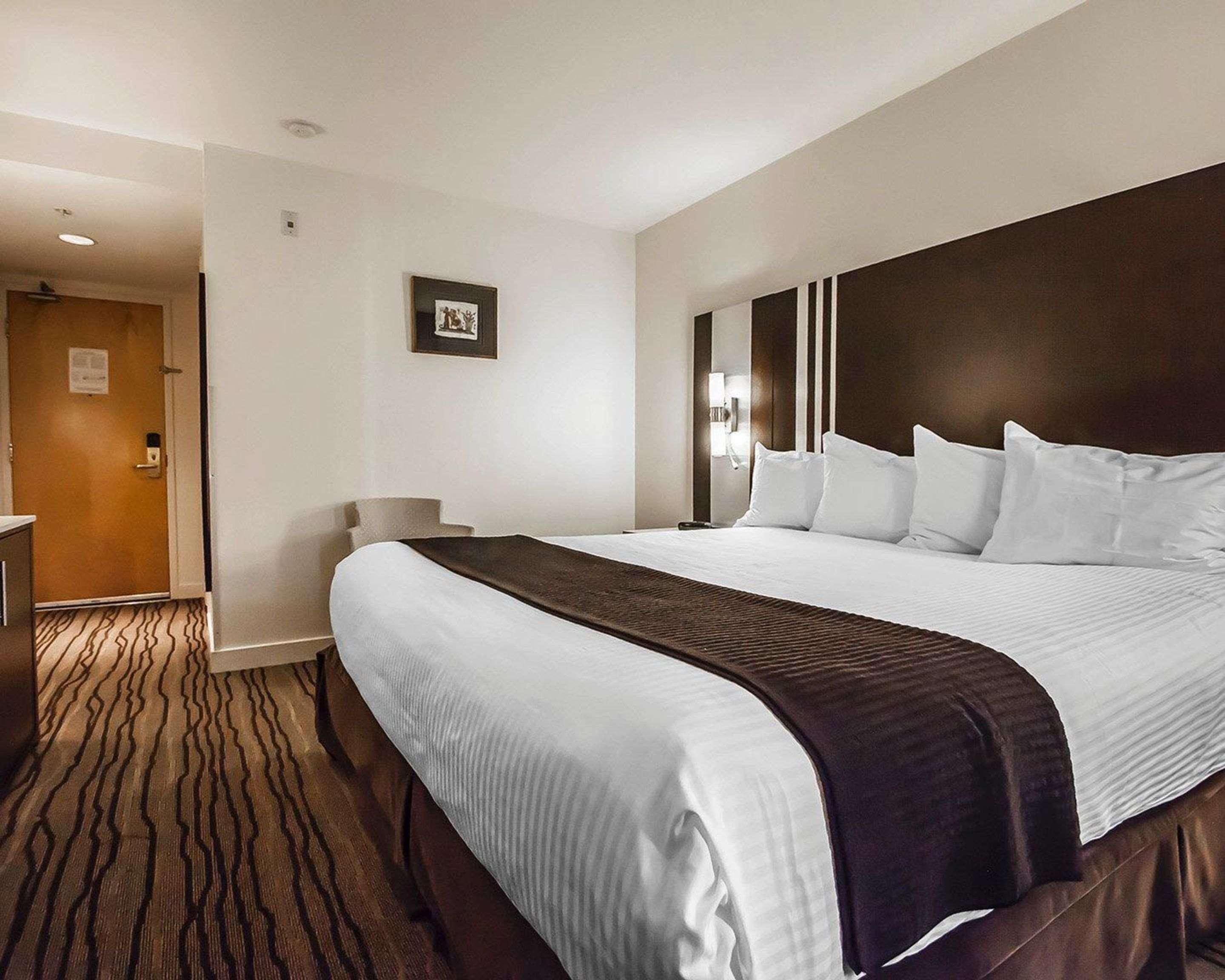 Quality Hotel Airport South Richmond Extérieur photo