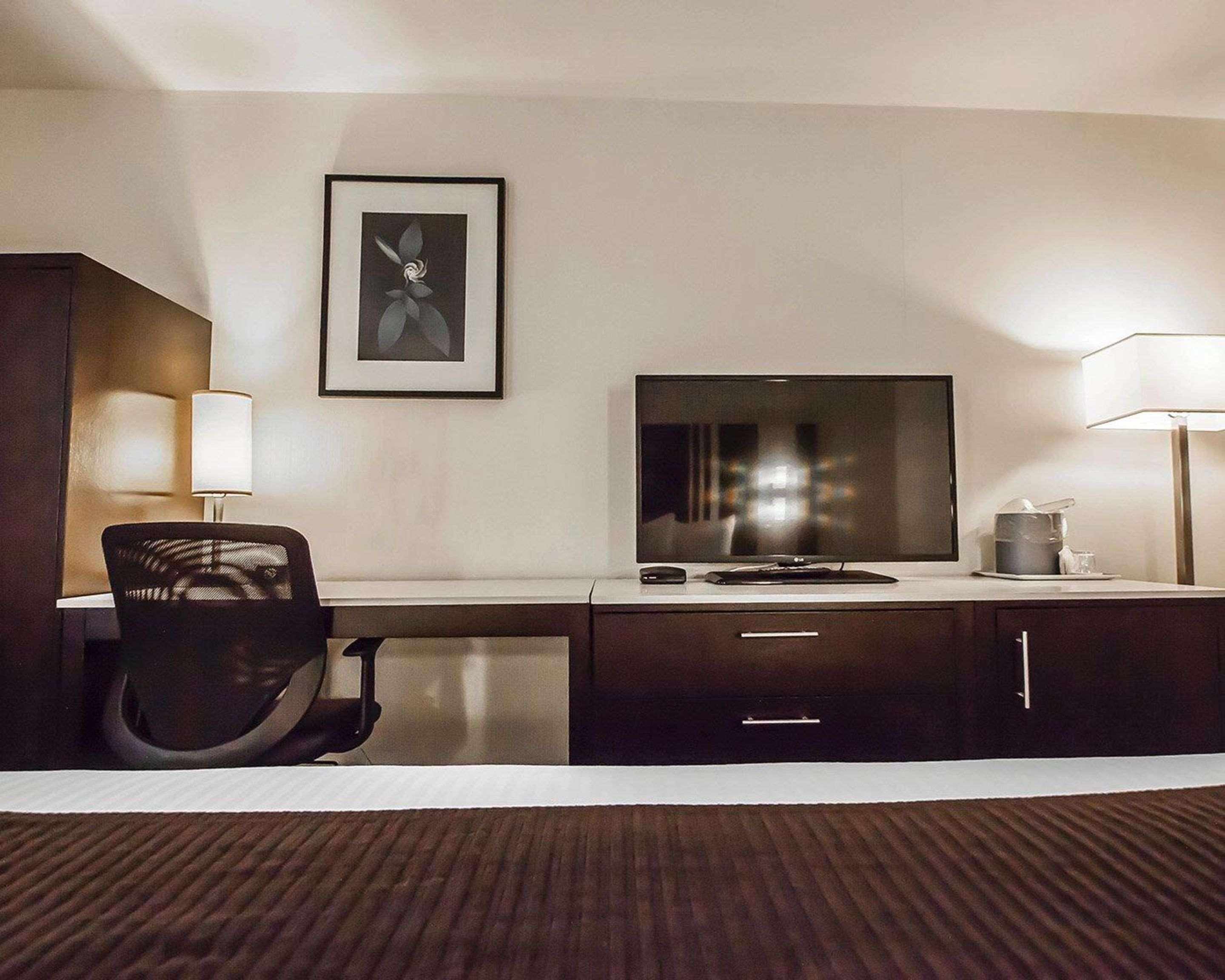 Quality Hotel Airport South Richmond Extérieur photo