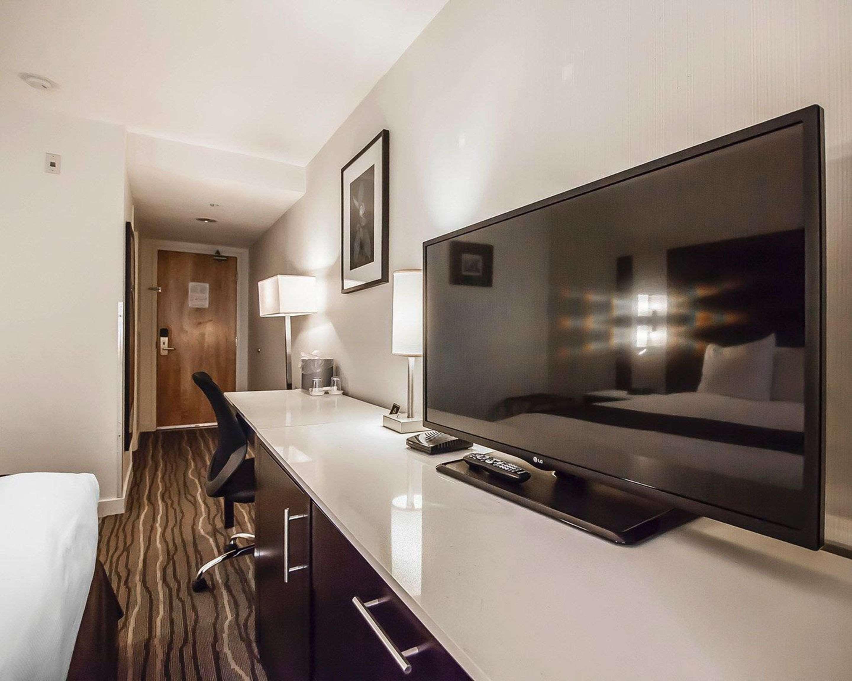 Quality Hotel Airport South Richmond Extérieur photo