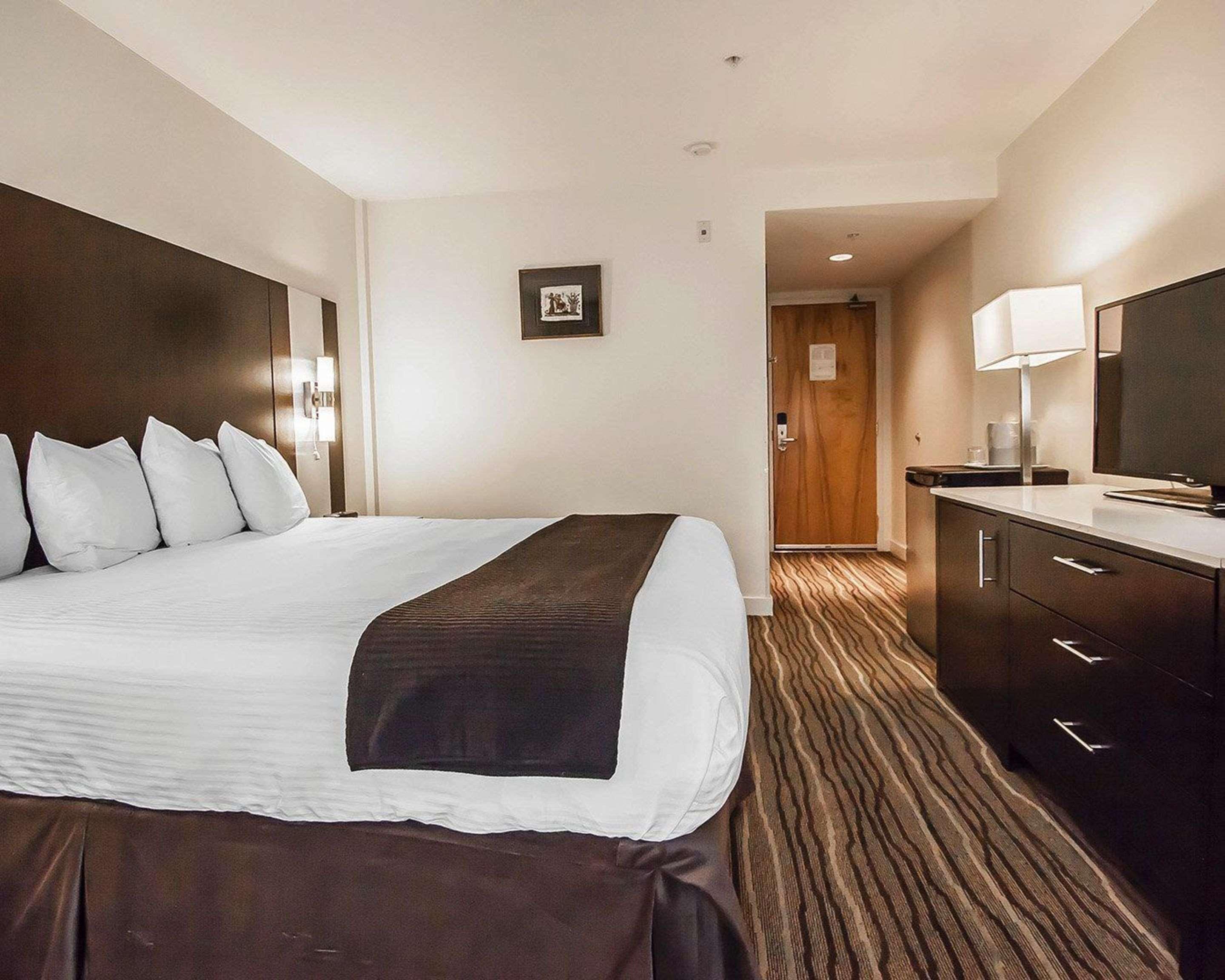 Quality Hotel Airport South Richmond Extérieur photo