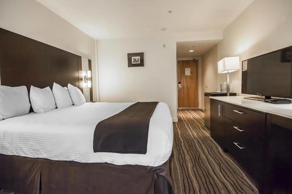 Quality Hotel Airport South Richmond Extérieur photo